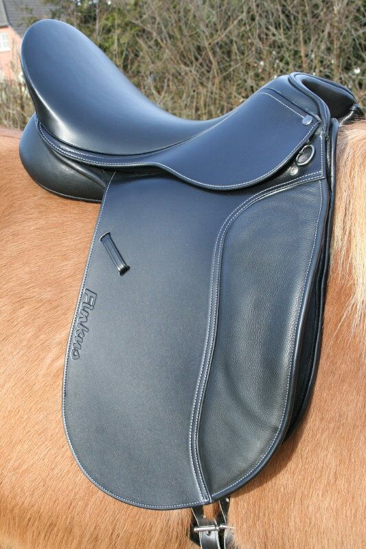 Dressursattel Finkus UVP inkl. MwSt. € 4.150,--